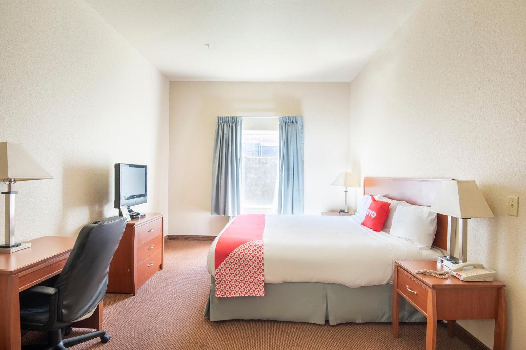 Oyo Townhouse Jackson Hotel